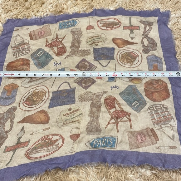 Scarf - Picture 2 of 4